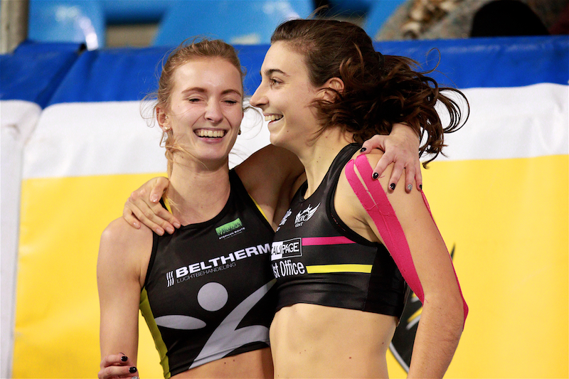 Orphée Depuydt (links) zal ongetwijfeld blij zijn met haar Belgische titel op de 60m - Foto: Tomas Sisk