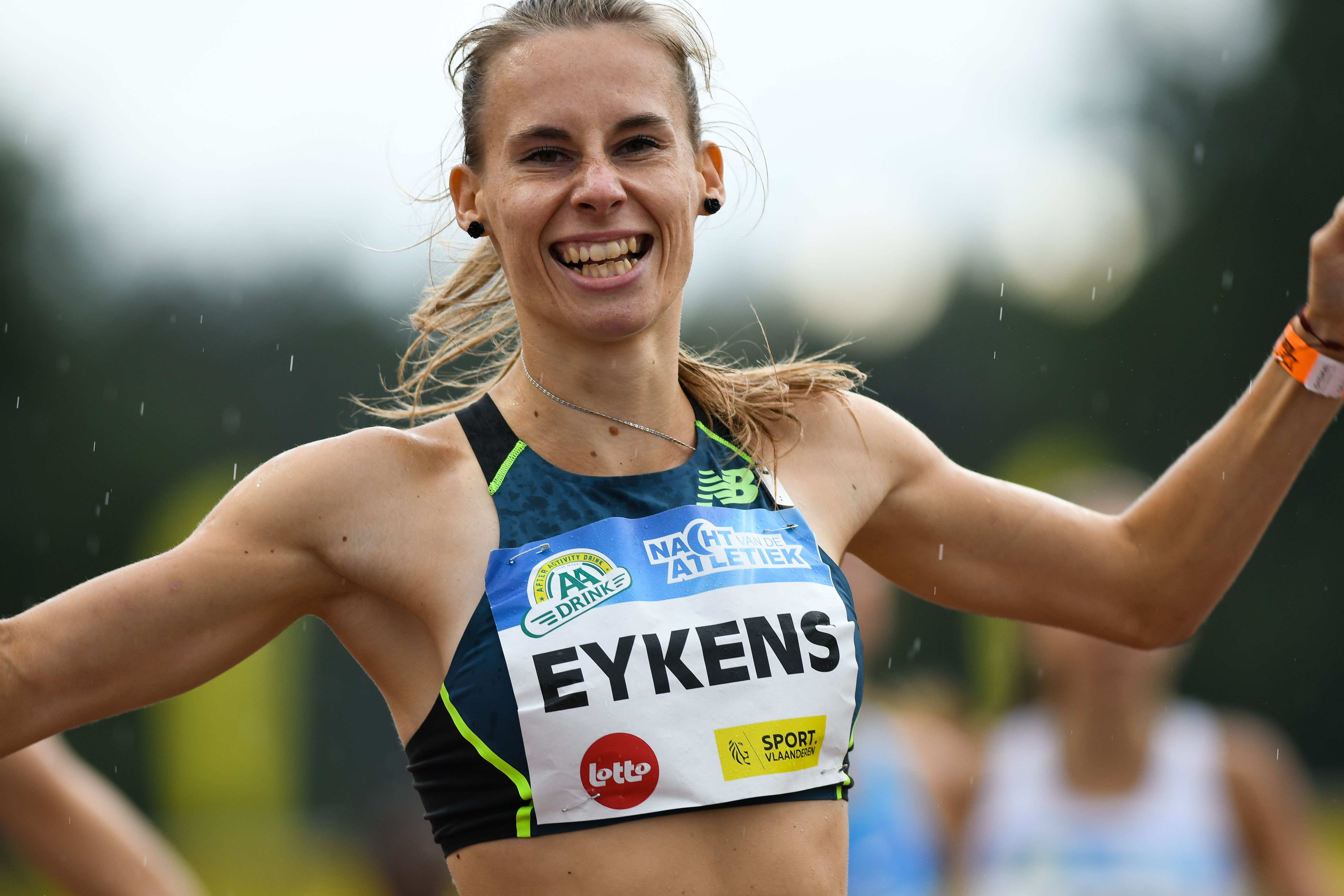 Renee Eykens 800m Nacht van de atletiek 2017