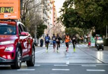 Checkpoint Atni: Stadsmarathon onder twee uur lonkt na vuurwerk in Valencia