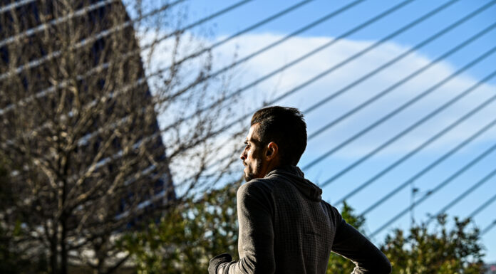 Soufiane Bouchikhi na bewogen marathon in Valencia: “Heb er ondanks alles van genoten”