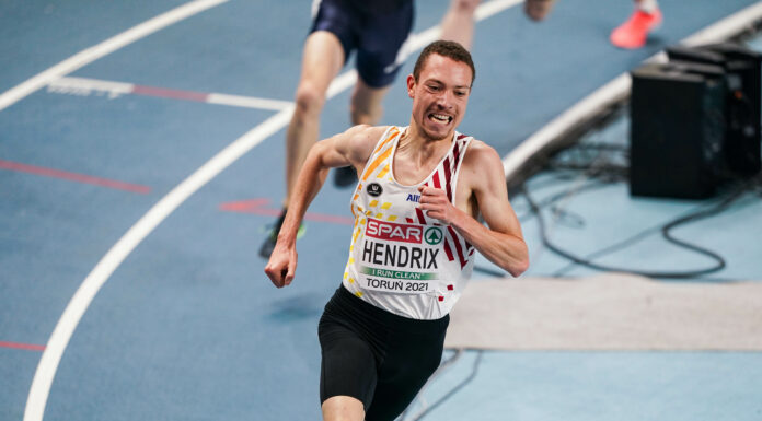 Robin Hendrix duikt ruim onder EK-limiet 3.000m op World Indoor Tour Karlsruhe