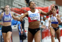 Opnieuw PR voor Naomi Van den Broeck in Oordegem, werk aan de winkel bij Jonathan Sacoor