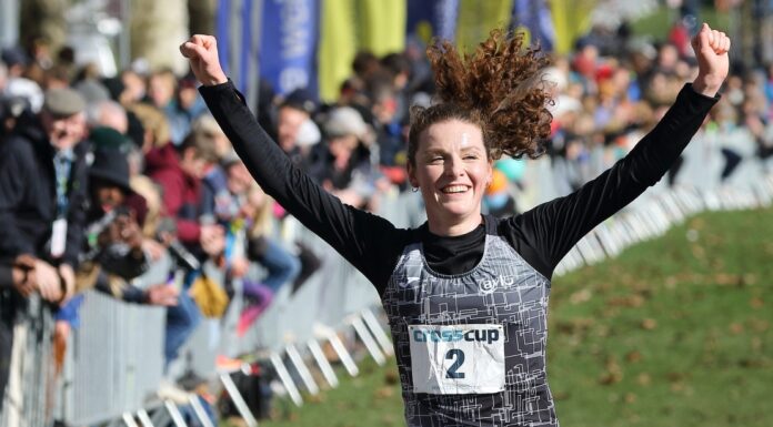 Isaac Kimeli wint voor de vierde keer in Trier, ook Lisa Rooms sluit het jaar winnend af dankzij topchrono