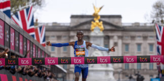 Wereldrecordhouder Kelvin Kiptum kiest in voorjaar voor Rotterdam Marathon