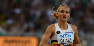 WK Boedapest – Hanne Claes dankzij sterke laatste rechte lijn door naar halve finale 400m horden