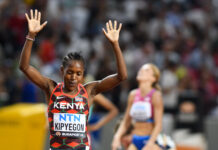 Na ‘BREAKING2’ komt ‘BREAKING4’: Faith Kipyegon wil magische barrière op de mijl slopen