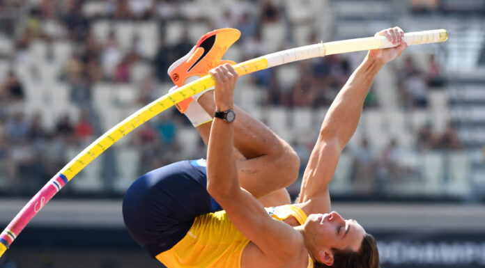 Daar is nummer 11! Artiest Duplantis voegt opnieuw een centimeter toe aan zijn wereldrecord