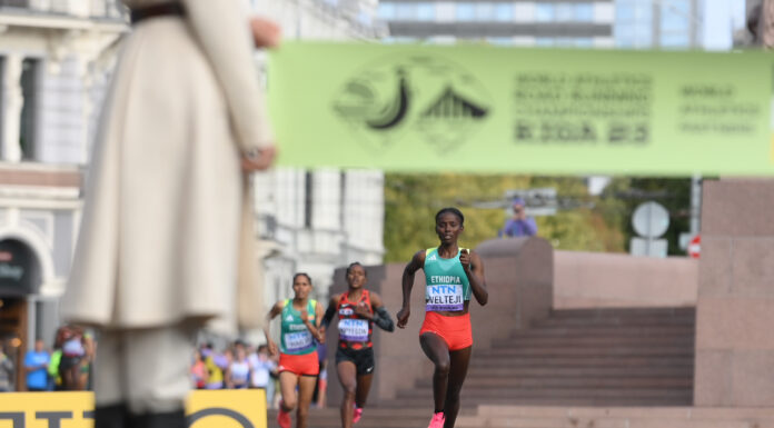 Wereldrecords op mijl sneuvelen in Riga, Simon Debognies valt net buiten top 30 op halve marathon