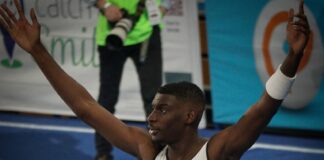 Elie Bacari stormt naar WK Glasgow met dik PR