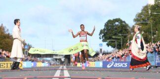 Beatrice Chebet zwaait 2023 uit met wereldrecord 5km op de weg