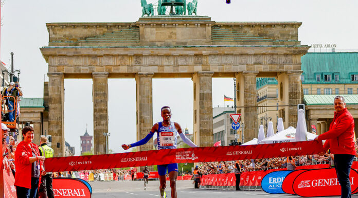 Eerste warmte is spelbreker voor Simon Debognies, Nicolaï Saké en Hanne Verbruggen tijdens halve marathon Berlijn