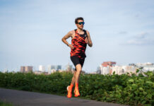 Michael Somers neemt hap van ruim 2 minuten uit halve marathon-PR en wordt derde Belg ooit