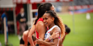 Twee dagen na nipte misser scherpt Naomi Van den Broeck alsnog haar PR aan