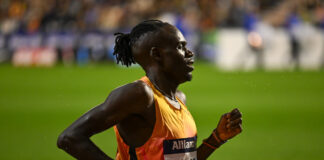 Isaac Kimeli verpulvert in Valencia BR 10 km, Lisa Rooms haalt het net van Chloé Herbiet