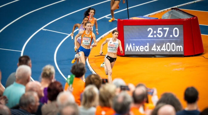 EK Apeldoorn: Mixed Relay-team stormt naar ZILVER