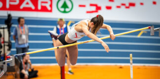 EK Apeldoorn: Elien Vekemans wordt zevende in eindstrijd van het polsstokspringen