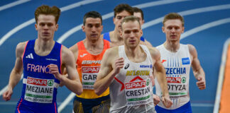 EK Apeldoorn: Eliott Crestan autoritair naar halve finale 800m, Tibo De Smet geeft kwalificatie in het slot uit handen
