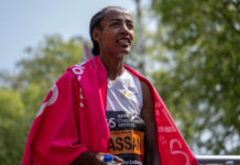 Sifan Hassan zegeviert op eerste editie van Sydney Marathon als Abbott World Marathon Major