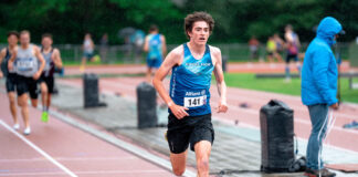 Willem Renders keldert Belgisch juniorenrecord op de 5000m