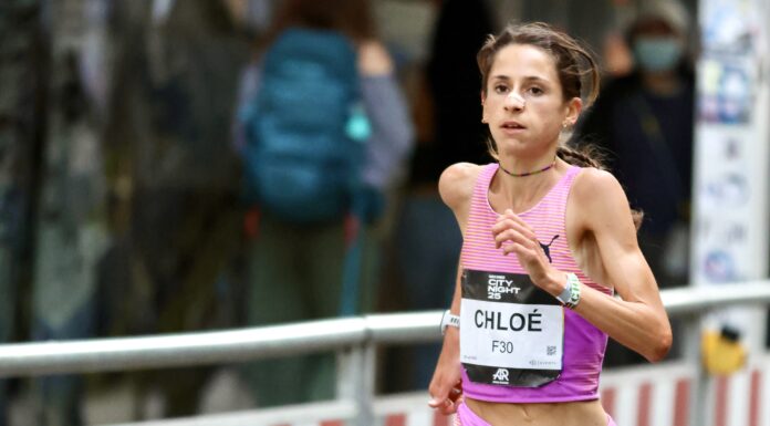 Chloé Herbiet klopt Eilish McColgan in Berlijn en kroont zich tot Belgisch recordhoudster 10km op de weg