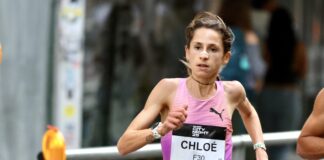 Chloé Herbiet loopt in Jacksonville snelste Belgische tijd ooit op 15 kilometer