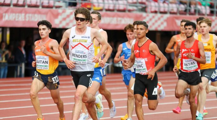 EK junioren: Willem Renders knalt naar GOUD op 5.000m