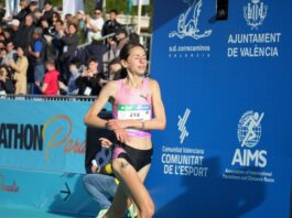 Chloé Herbiet stoot Marleen Renders na 23 jaar van de troon met verpulvering van BR op de marathon