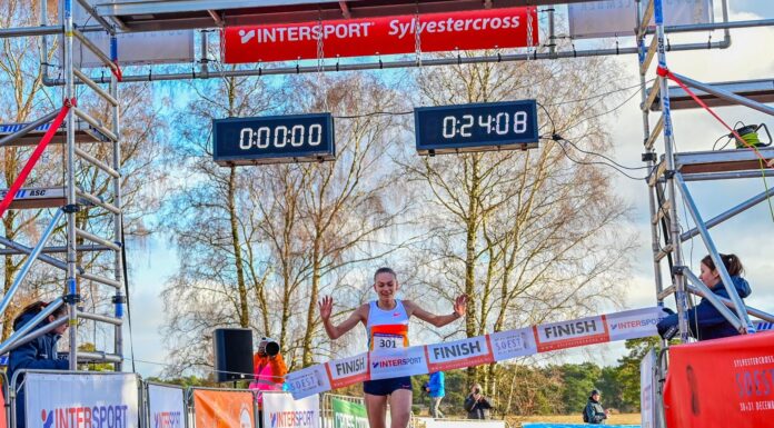 Jana Van Lent domineert Sylvestercross Soest, John Heymans debuteert sterk over 10km