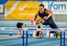 Michael Obasuyi vlamt tijdens IFAM naar WKi-ticket