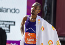 Bashir Abdi loopt derde marathonchrono uit zijn carrière, maar kramp in kuit kost hem de zege in Rotterdam