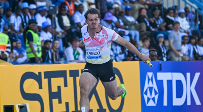 Falcons-held Kobe Vleminckx scheurde halfweg koers zijn hamstring en is minstens twee maanden out