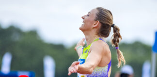 Paulien Couckuyt loopt Belgisch record 300mH, Willem Renders pakt in extremis WK juniorenticket