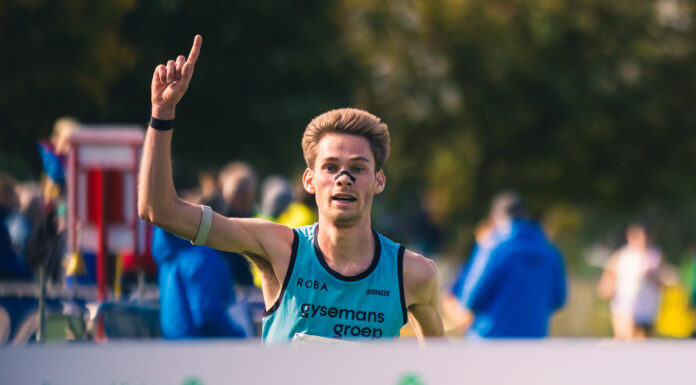 Yorick Van de Kerkhove wint in Roeselare eerste CrossCup-manche, Charlotte Penneman snelste Belgische